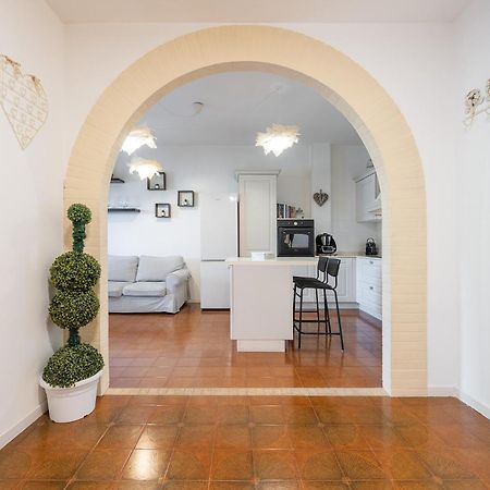 Adelsa'S Home Cagliari Exterior photo